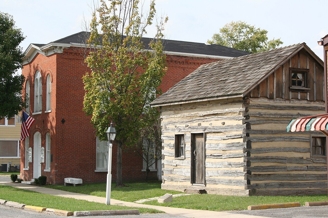 Bathalto Museum and Log Cabin in Bathalto, Illinois