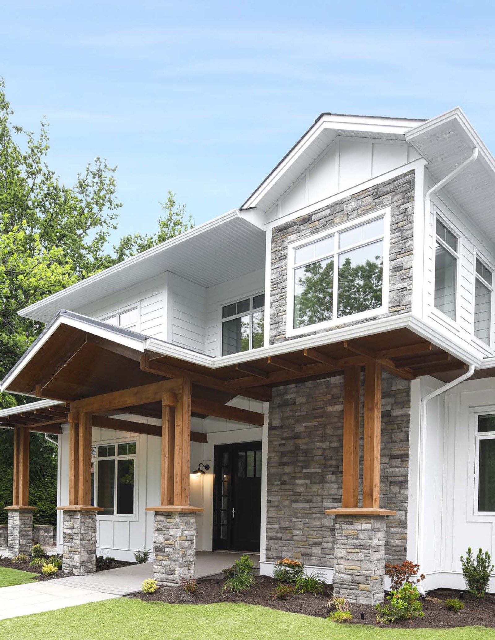 Multi-tone craftsman