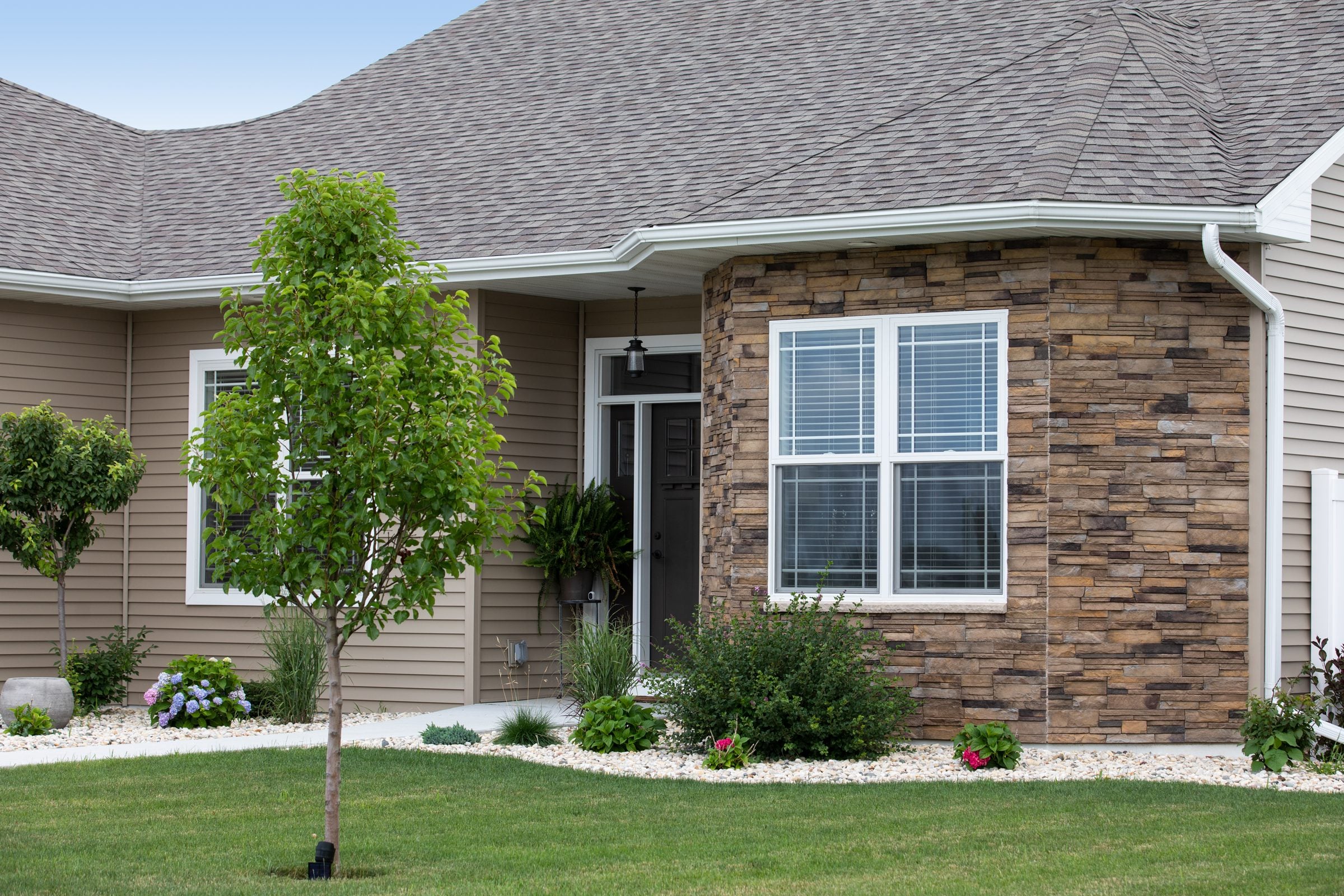 Ledgestone · Plum Creek