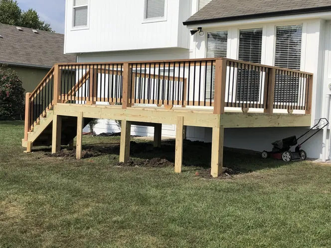 Custom deck project by Shinnova Home