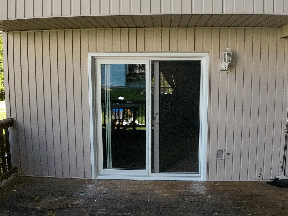 Entry door after replacement
