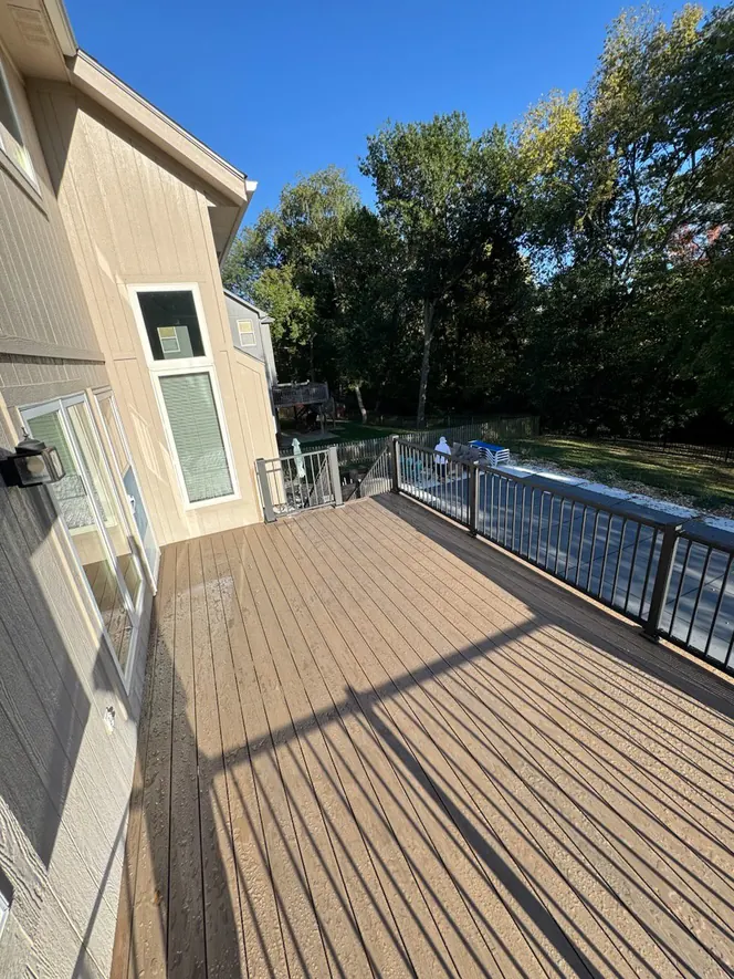 Custom deck project by Shinnova Home