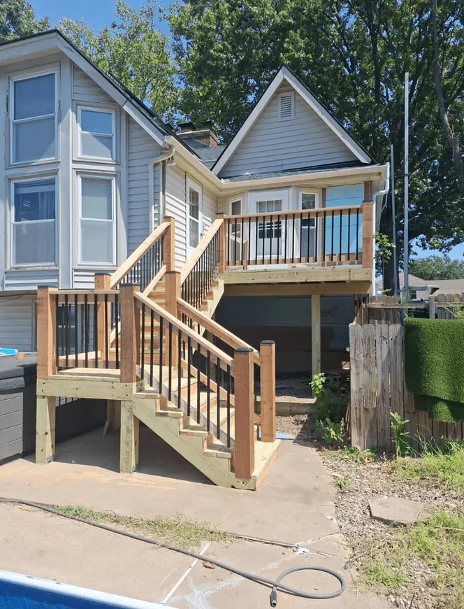 Custom deck project by Shinnova Home