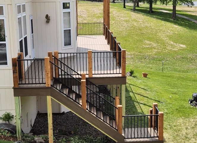 Custom deck project by Shinnova Home