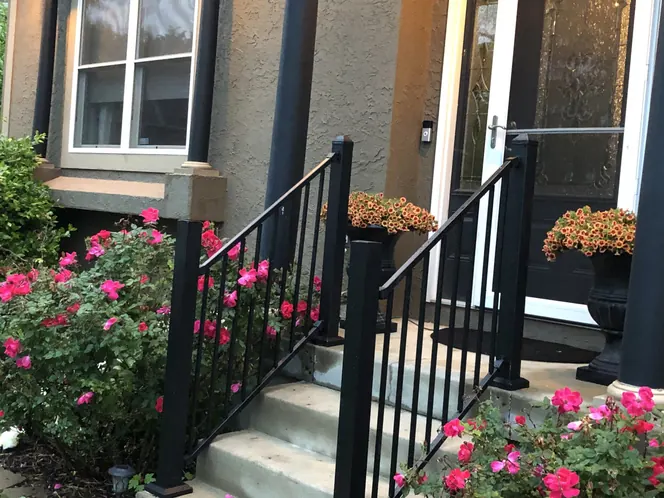 Custom deck project by Shinnova Home