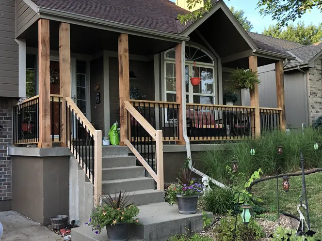 Custom deck project by Shinnova Home