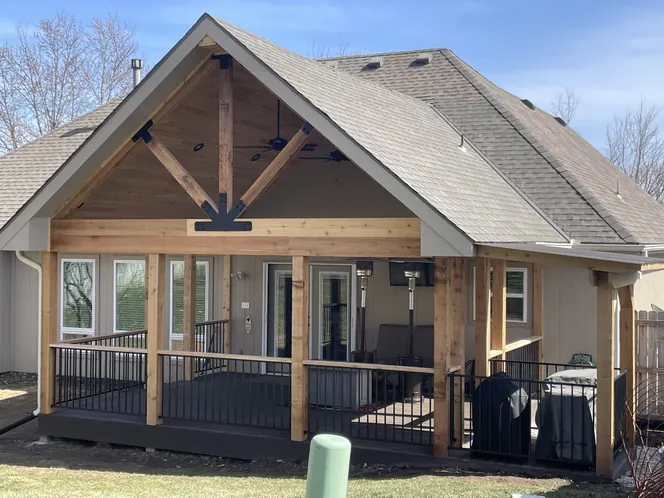 Custom deck project by Shinnova Home