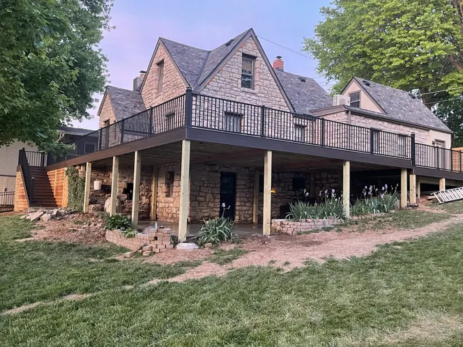 Custom deck project by Shinnova Home